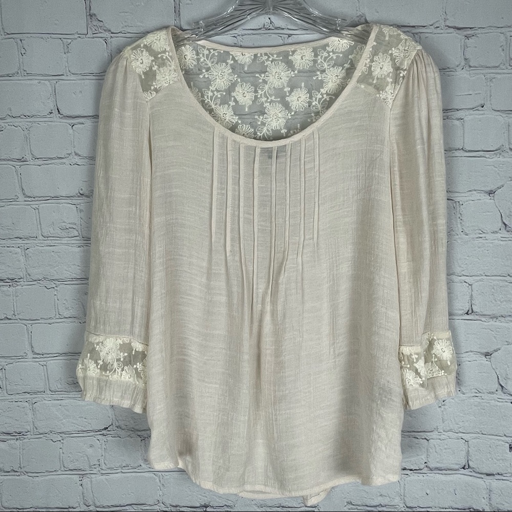 EM women's lightweight beige peasant style boho 3/4 sleeve top lace, size M - Picture 12 of 16